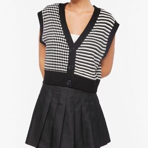 Forever-21 Women's Black Gilet